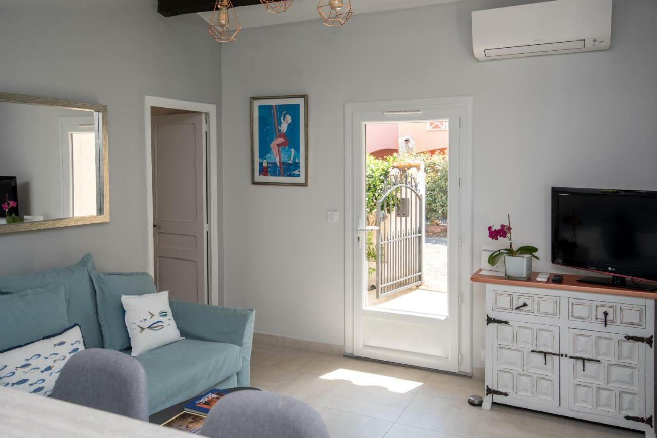Charmante petite maison a l'éntrée de Saint Tropez Exterior foto